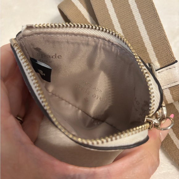 Kate Spade White and Tan Shoulder Bag with Minimalist Design - Picture 6 of 7